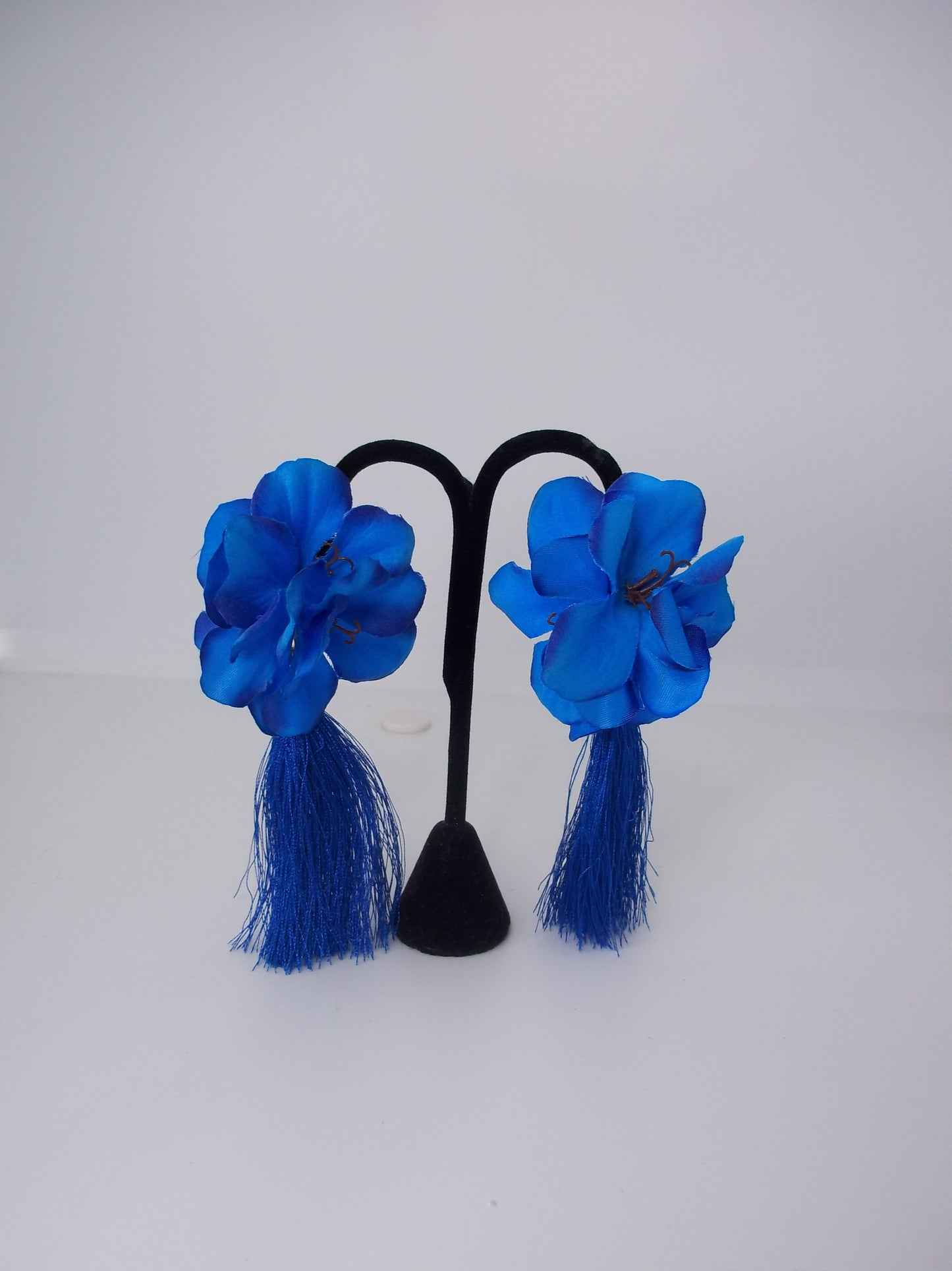 Flower tassel earrings