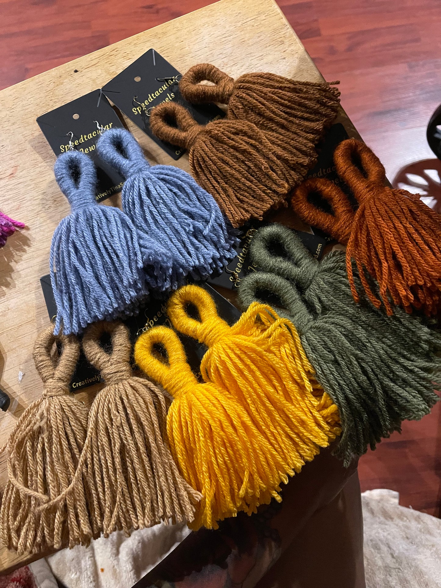 Lou-Tassel